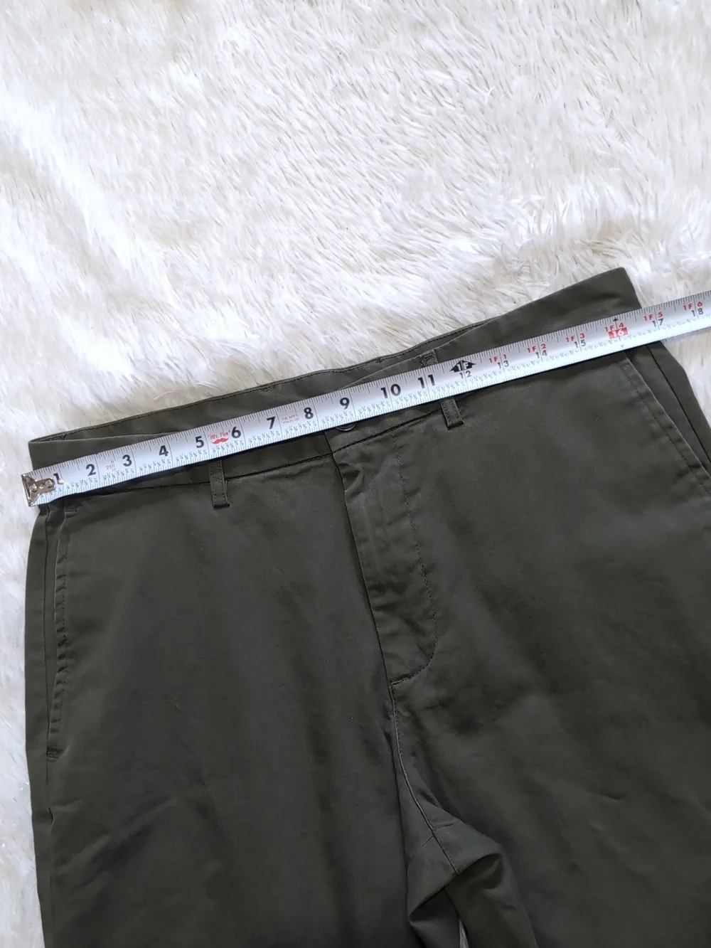 Old Navy Olive Green Loose Taper Built-In Flex Chino Ankle Pants Size 33x32 - Picture 12 of 15